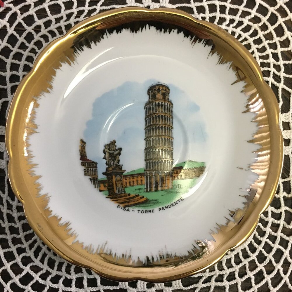 Seltmann Weiden Bavaria Pisa Torre Pendente Souvenir Plate Gold Rim